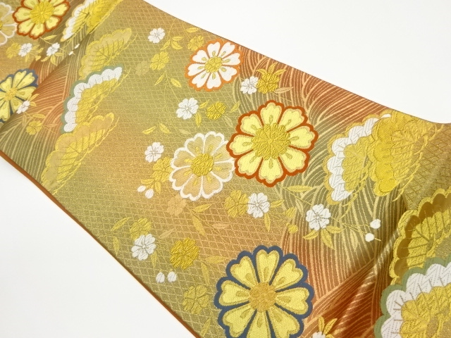 八重桜に松・波模様織出し袋帯